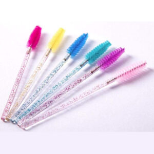 CEPILLOS PARA PESTAÑAS Y CEJAS