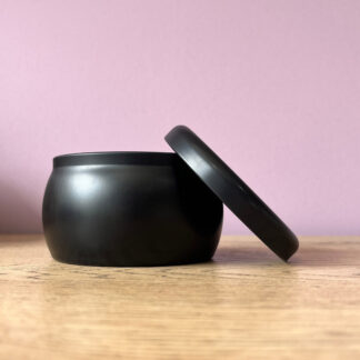 LATA VELA 9.5CM X 5CM NEGRO